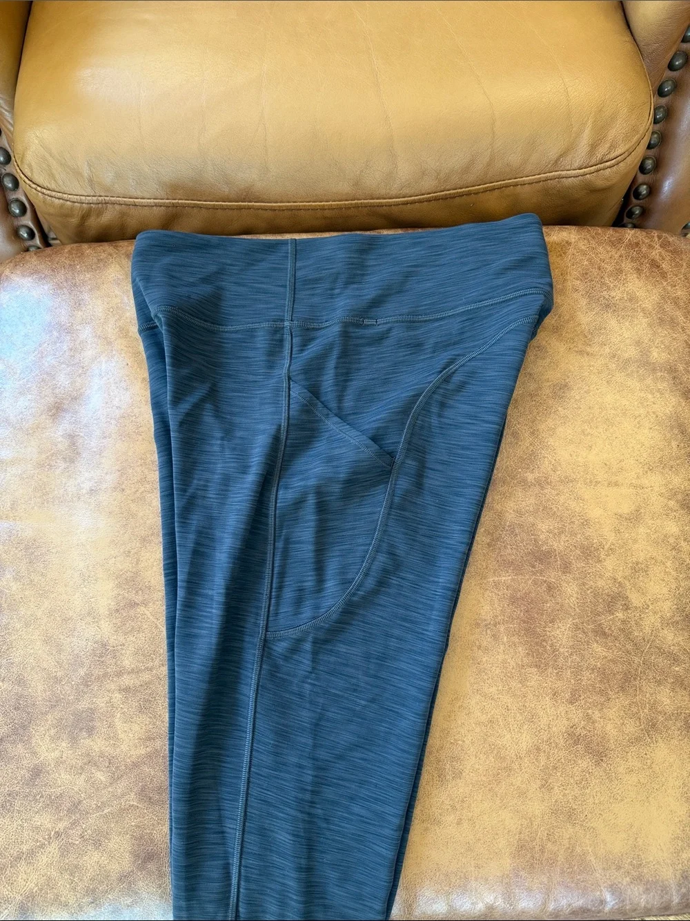 Lululemon Invigorate High-Rise Crop 23